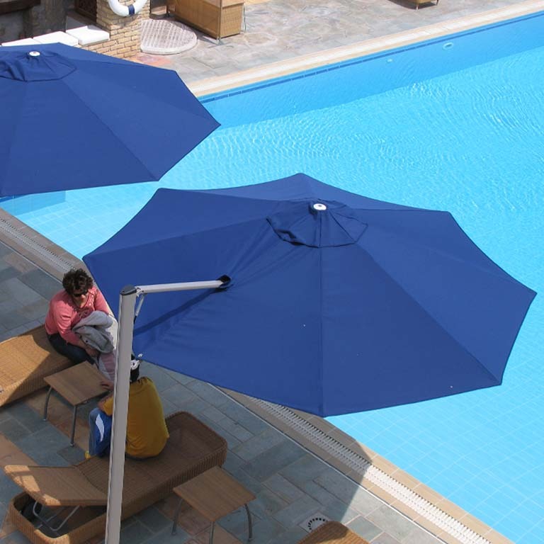 Rotating-cantilever-pool-umbrella