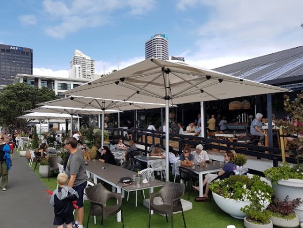 SU10 Commercial Centre Pole