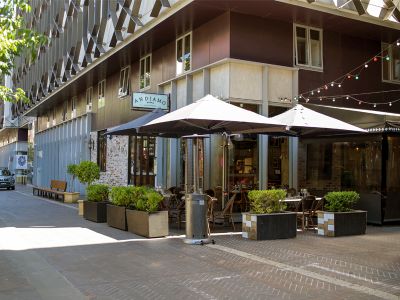 laneway restaurant umbrella