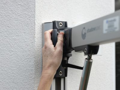 wall mounted umbrella