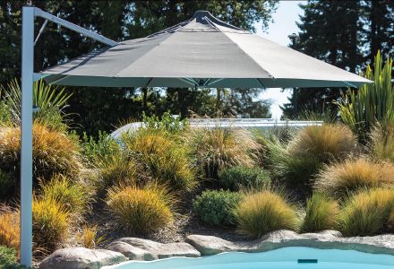 Cantilever Umbrella over a pool